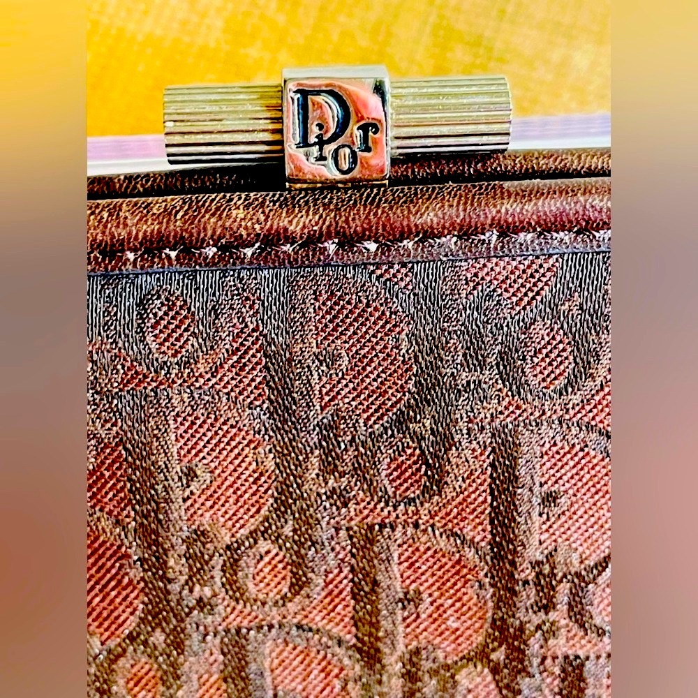 Dior coin purse